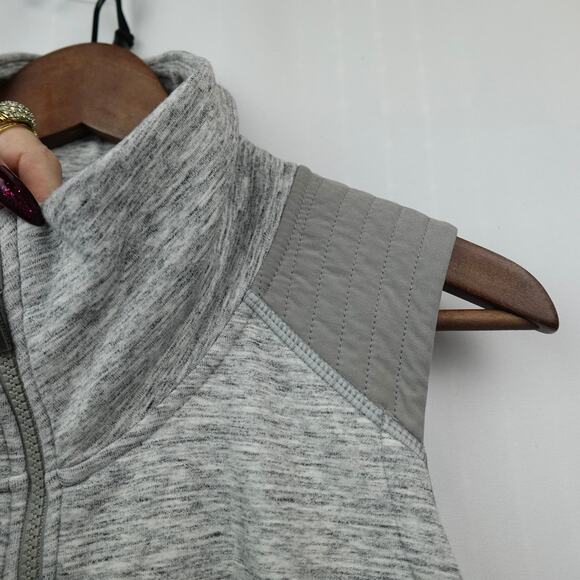 Athleta Stronger Workout Vest Sz M Heather Gray Knit Full Zip Sleeveless Jacket - Picture 4 of 14